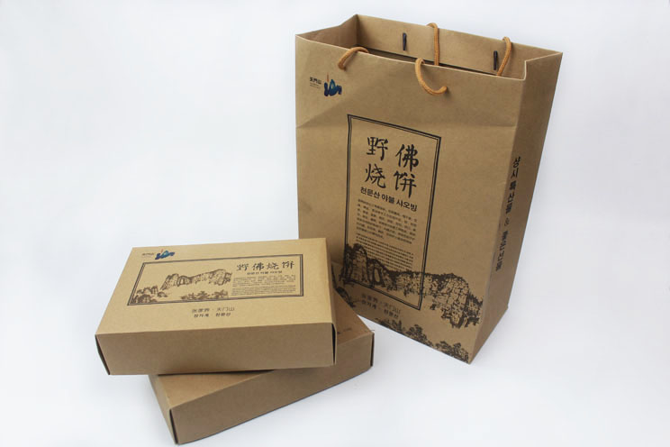 這樣原汁原味土特產(chǎn)禮品盒+手提袋套裝你也想要嗎？快來長沙印刷廠日大彩印定制！